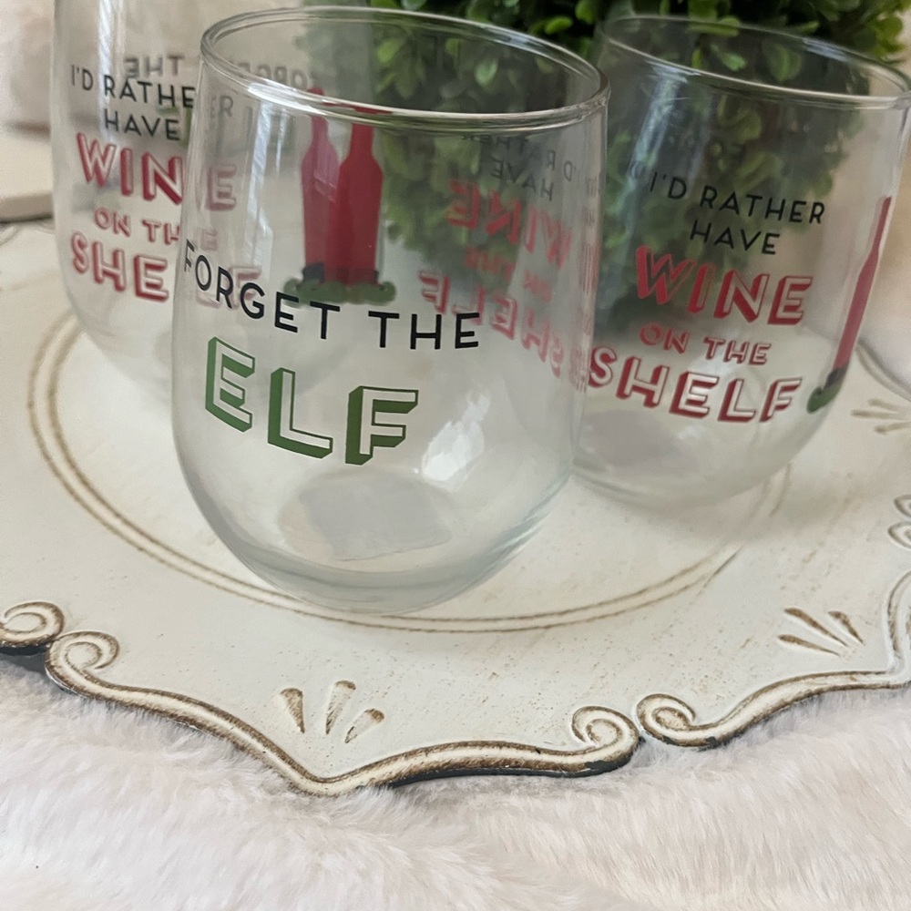 2 Elf on the shelf short tumblers